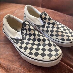 Stranger Things Max’s Vans size Men’s 4.5 Women’s 6